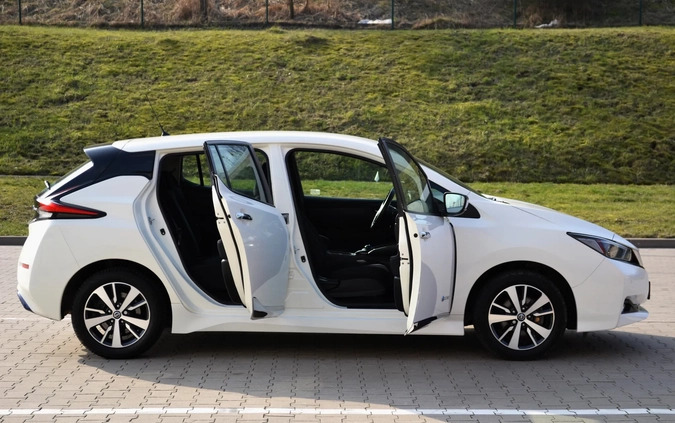 Nissan Leaf cena 62900 przebieg: 37800, rok produkcji 2018 z Gdańsk małe 781